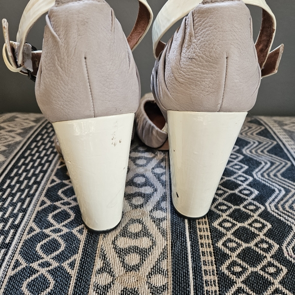 Modern Vintage gray braided heels - Picture 4 of 9